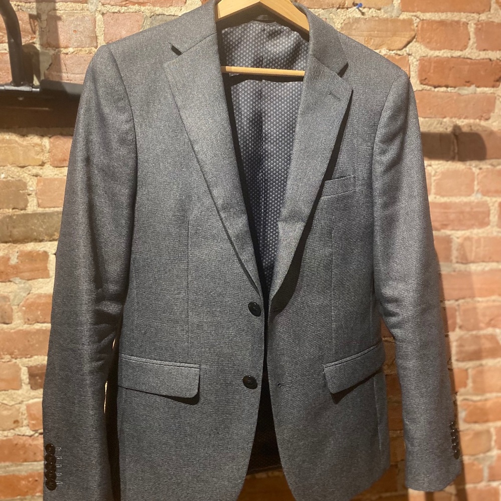 Grey blazer for men, brand AKA, size 36 — like new condition.